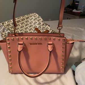 Michael Kors purse